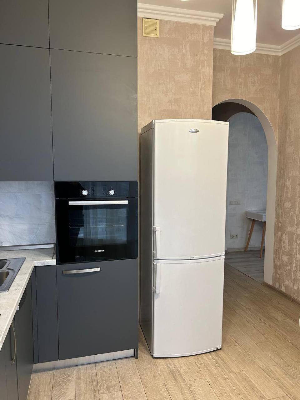 Apart Assistant On Smart Plaza Kiev Bagian luar foto