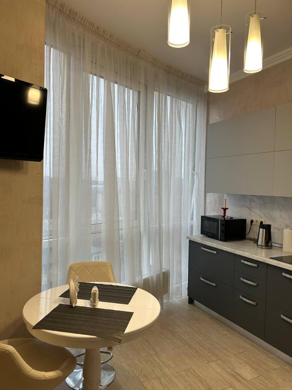 Apart Assistant On Smart Plaza Kiev Bagian luar foto