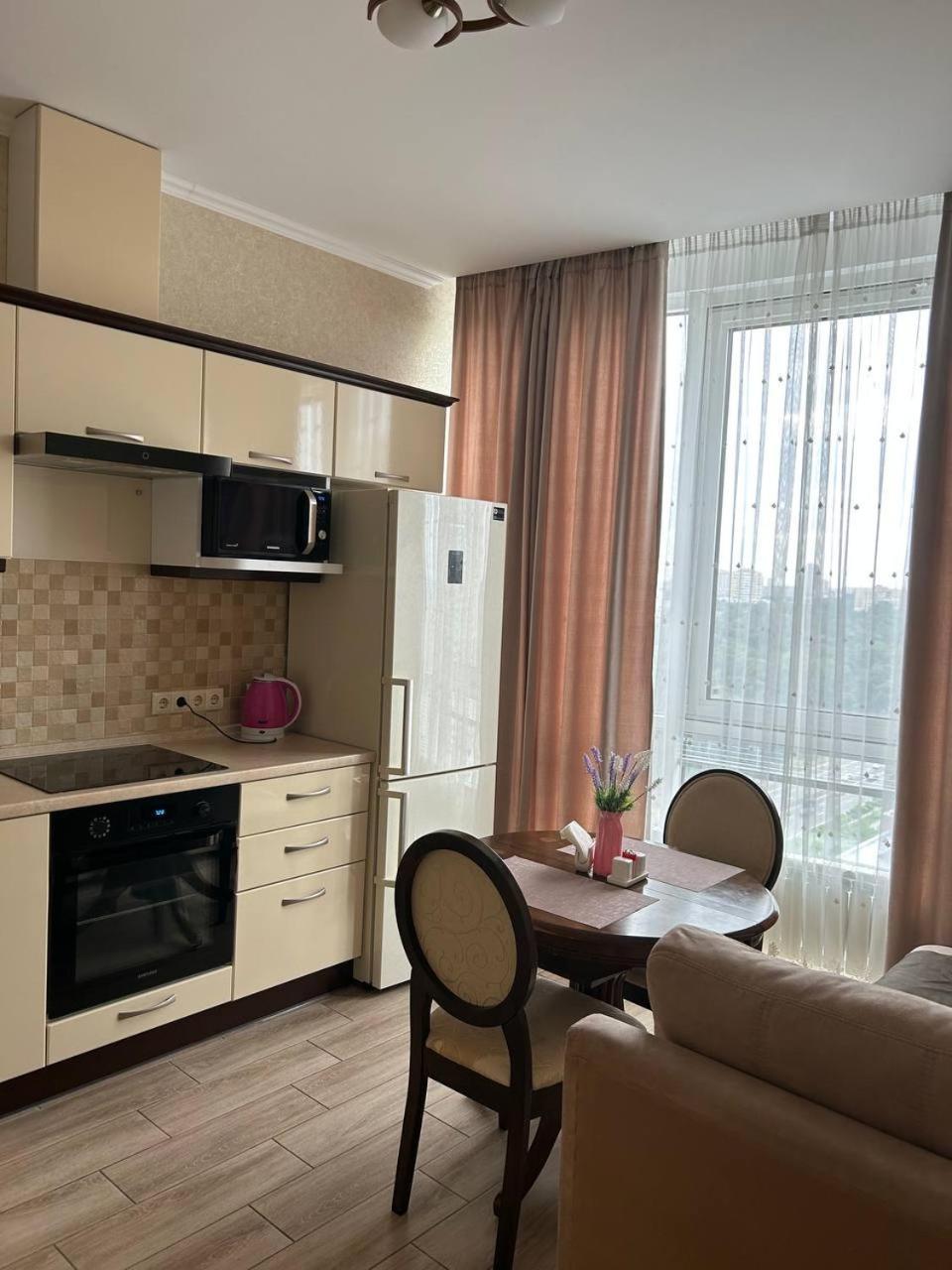 Apart Assistant On Smart Plaza Kiev Bagian luar foto